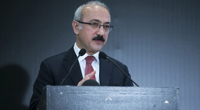 Bakan Elvan: Ekonomi yüzde 5,5'in üzerinde büyüyecek