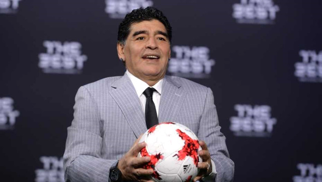 Efsane Futbolcu Maradona Ameliyat Oldu